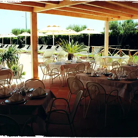 Aparthotel Poseidon Swim & Restaurant *